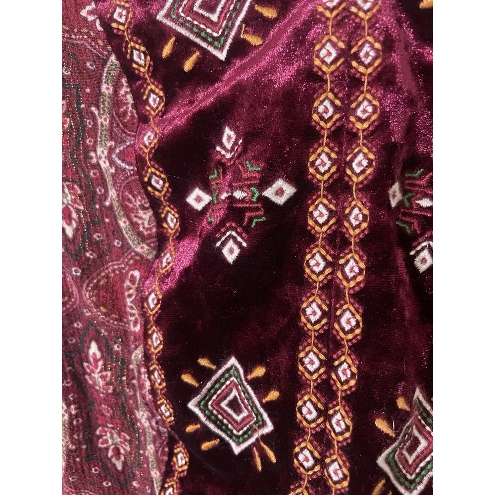 Vintage Embroidered Velvet Inlay Boho Whimsigoth Peasant Top Medium - Picture 3 of 7